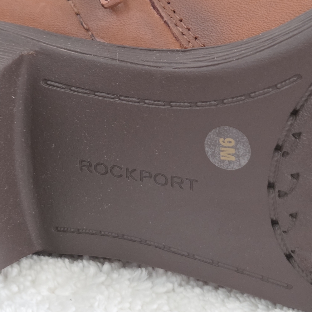 NWOT Women's Rockport Carly Booties - Picture 8 of 9